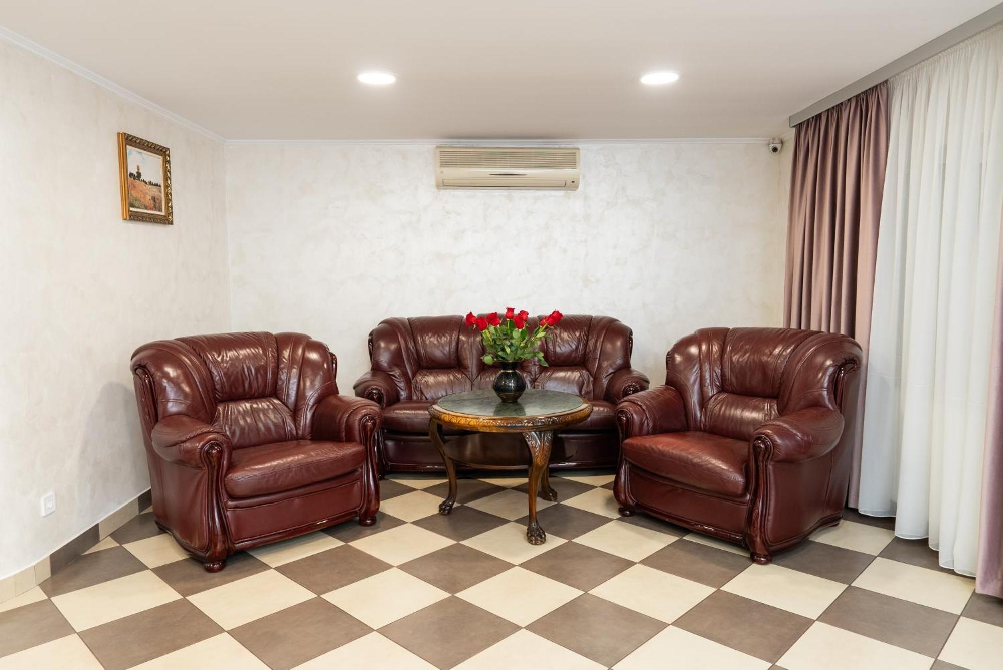 Hotel Casa De Piatra Scheia Екстериор снимка