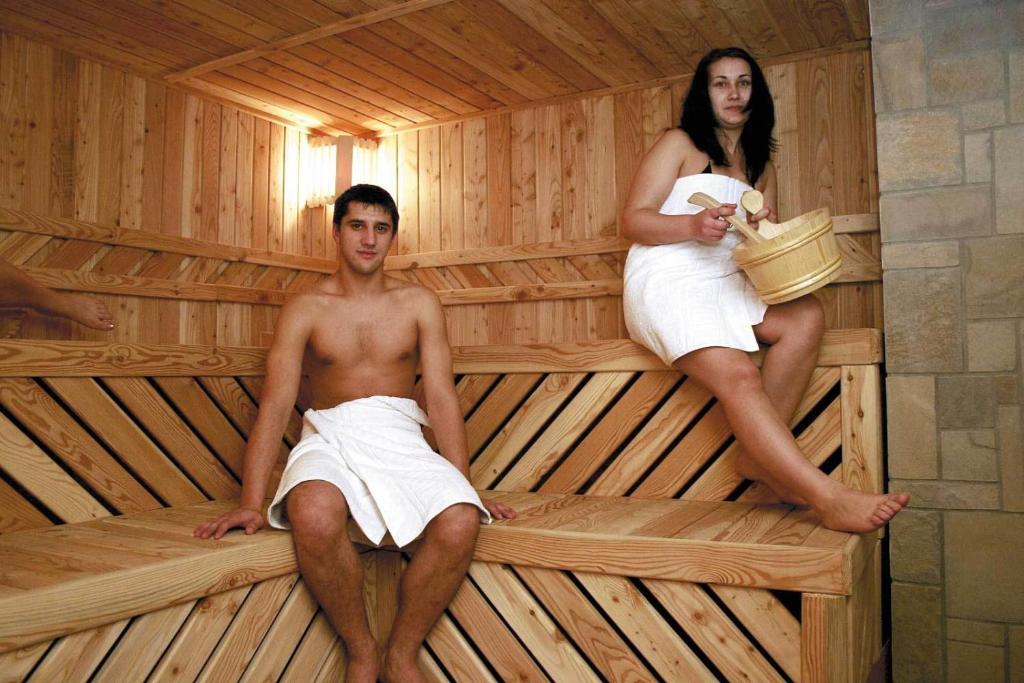 Hotel Casa De Piatra Scheia Екстериор снимка